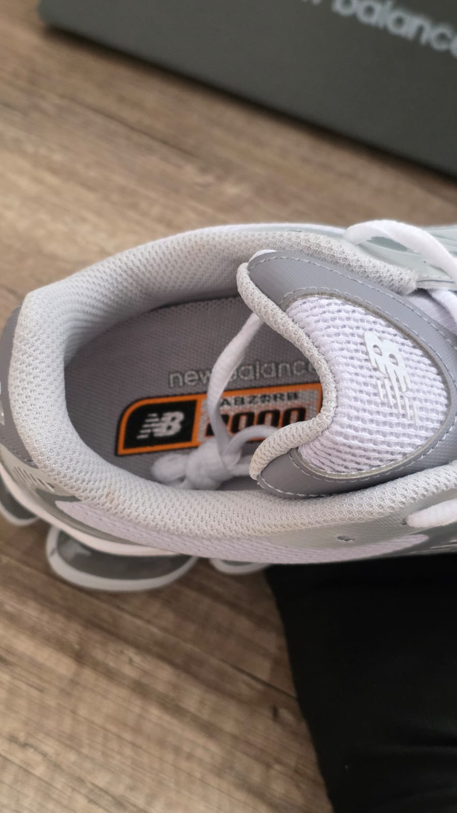 New balance 2000 gris
