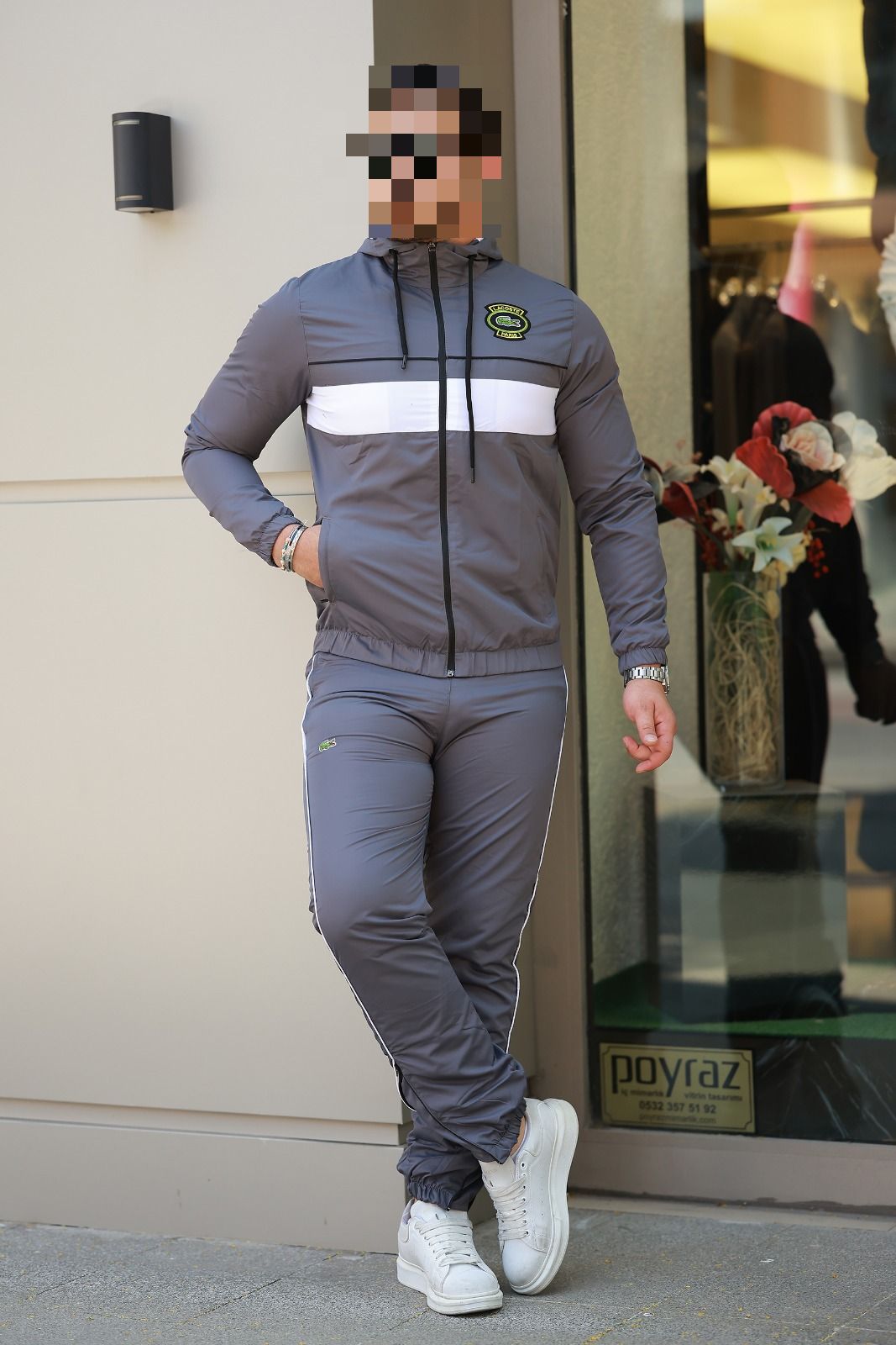 Chandal lacoste cortavientos gris