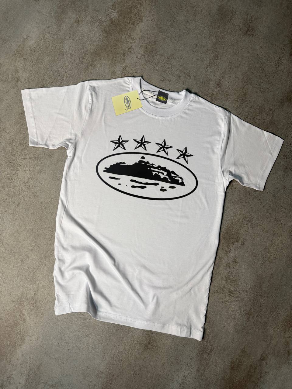 Camiseta Corteiz blanco logo negro