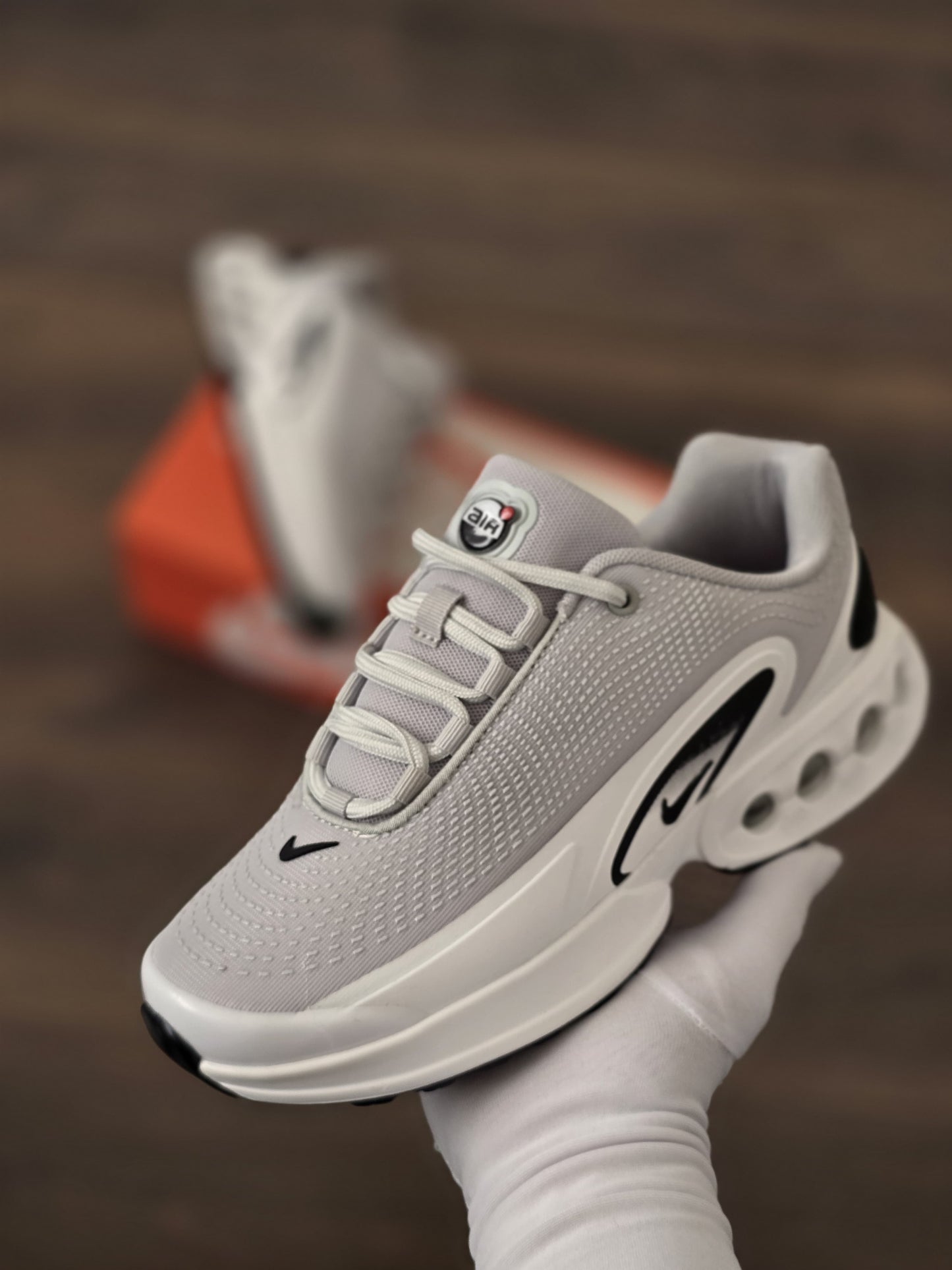 Nike dn gris