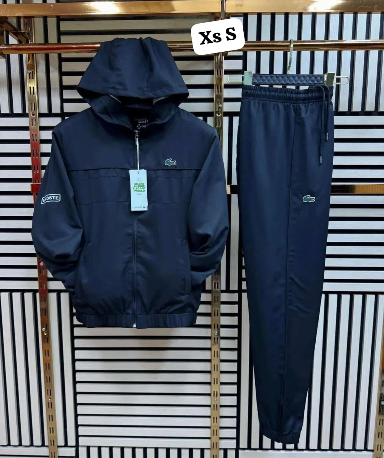 Chandal lacoste negro logo verde detalles blancos