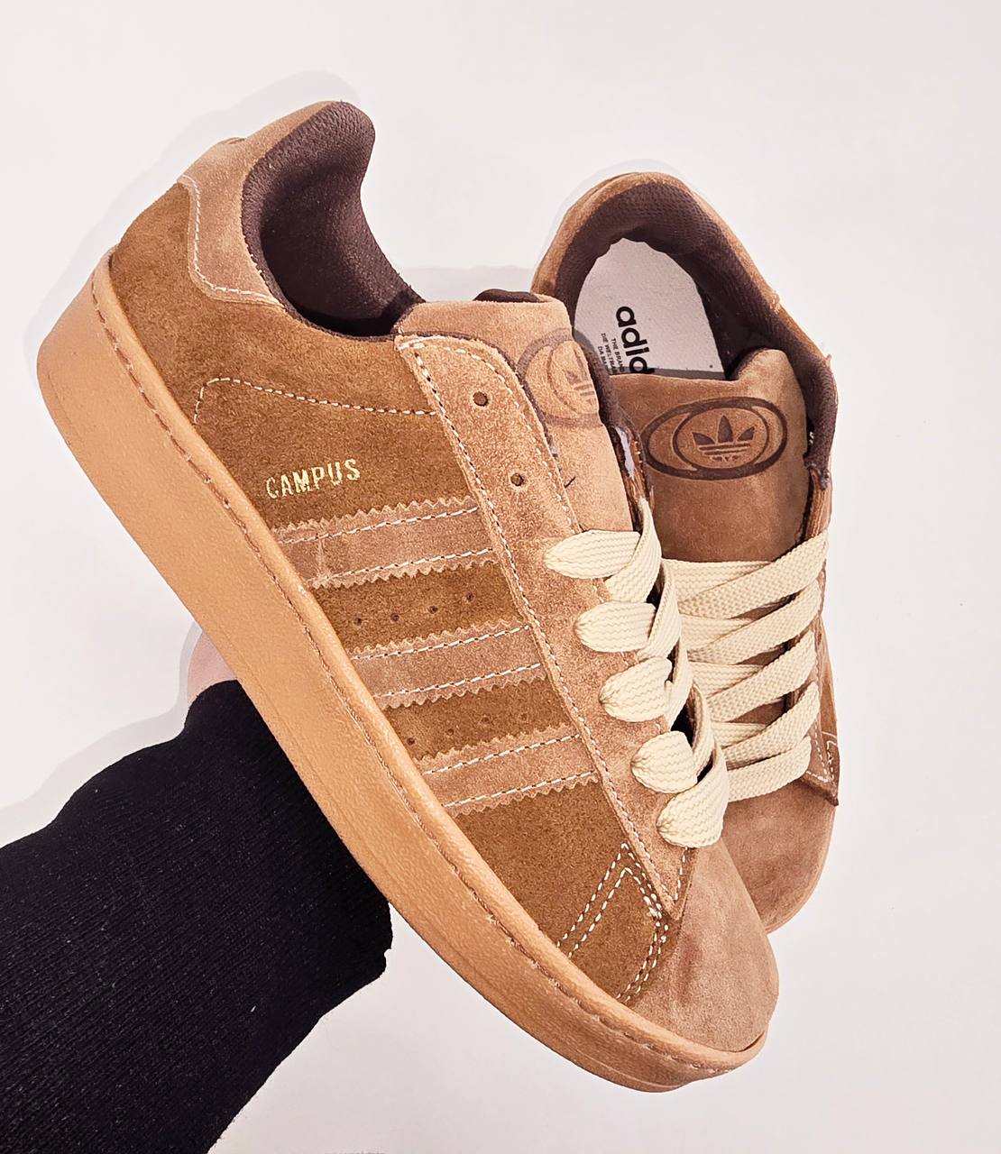 ADIDAS CAMPUS marrones logo dorado