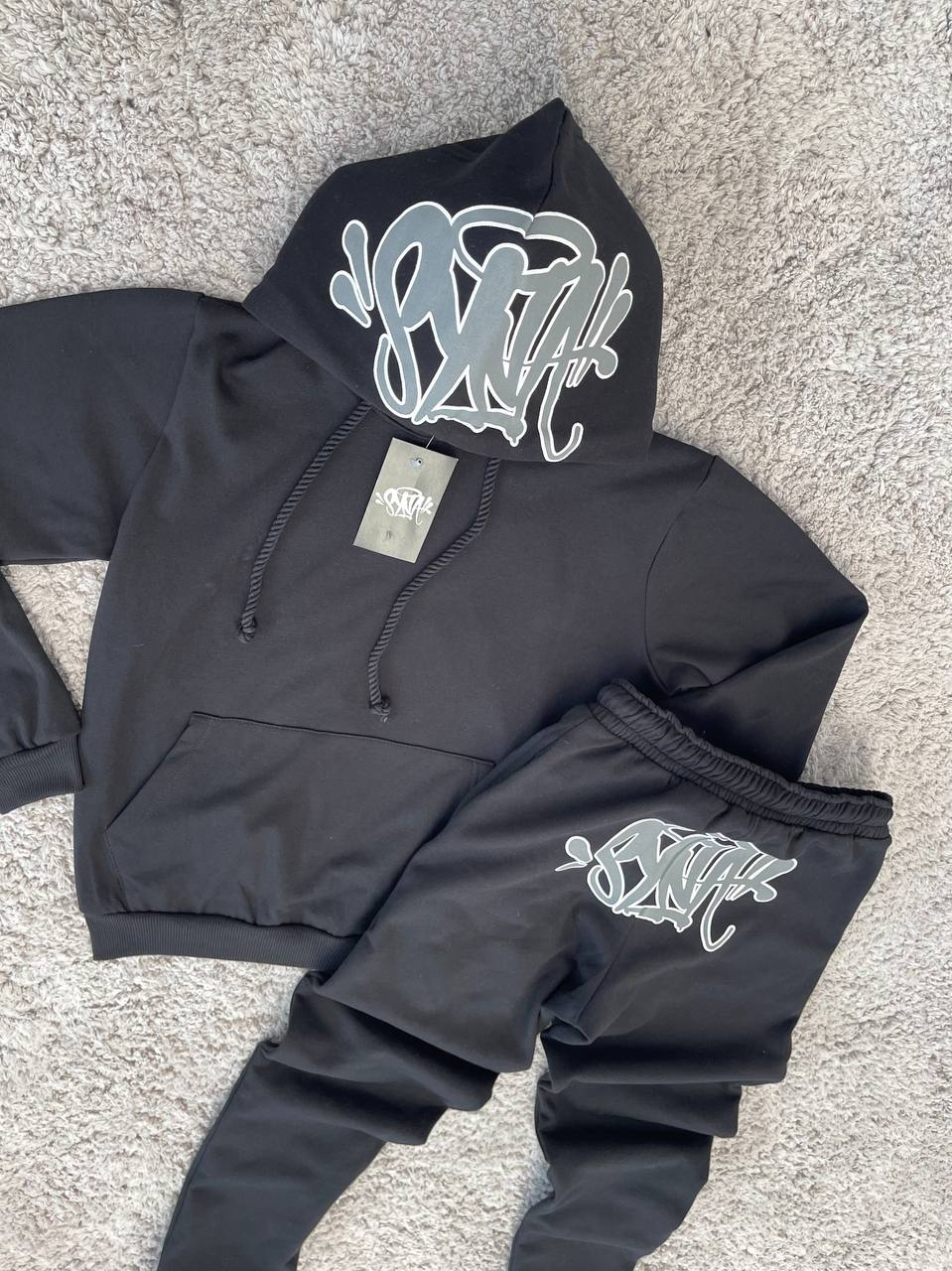 CHANDAL SYNA negro logo gris