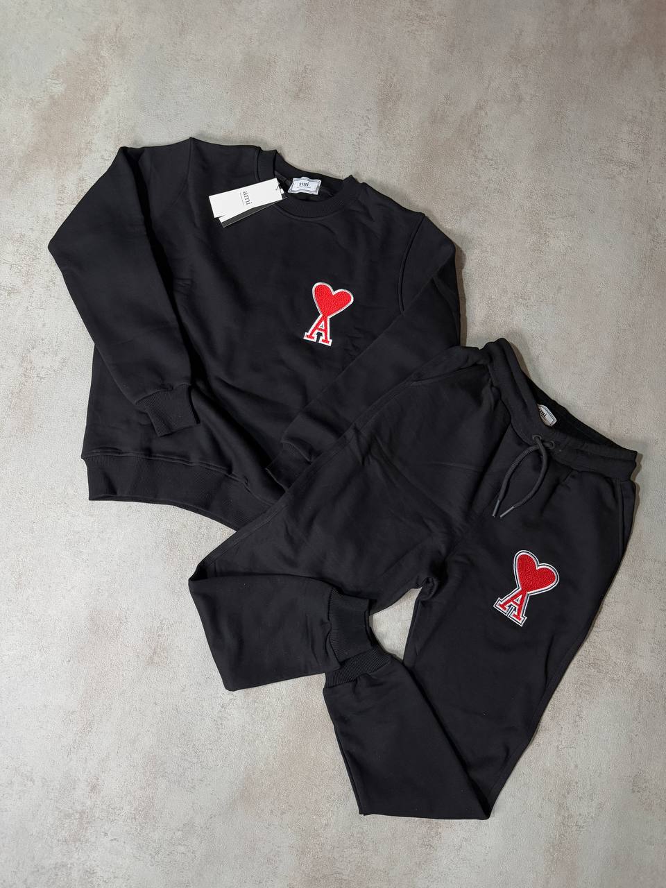 Chandal ami paris negro logo rojo