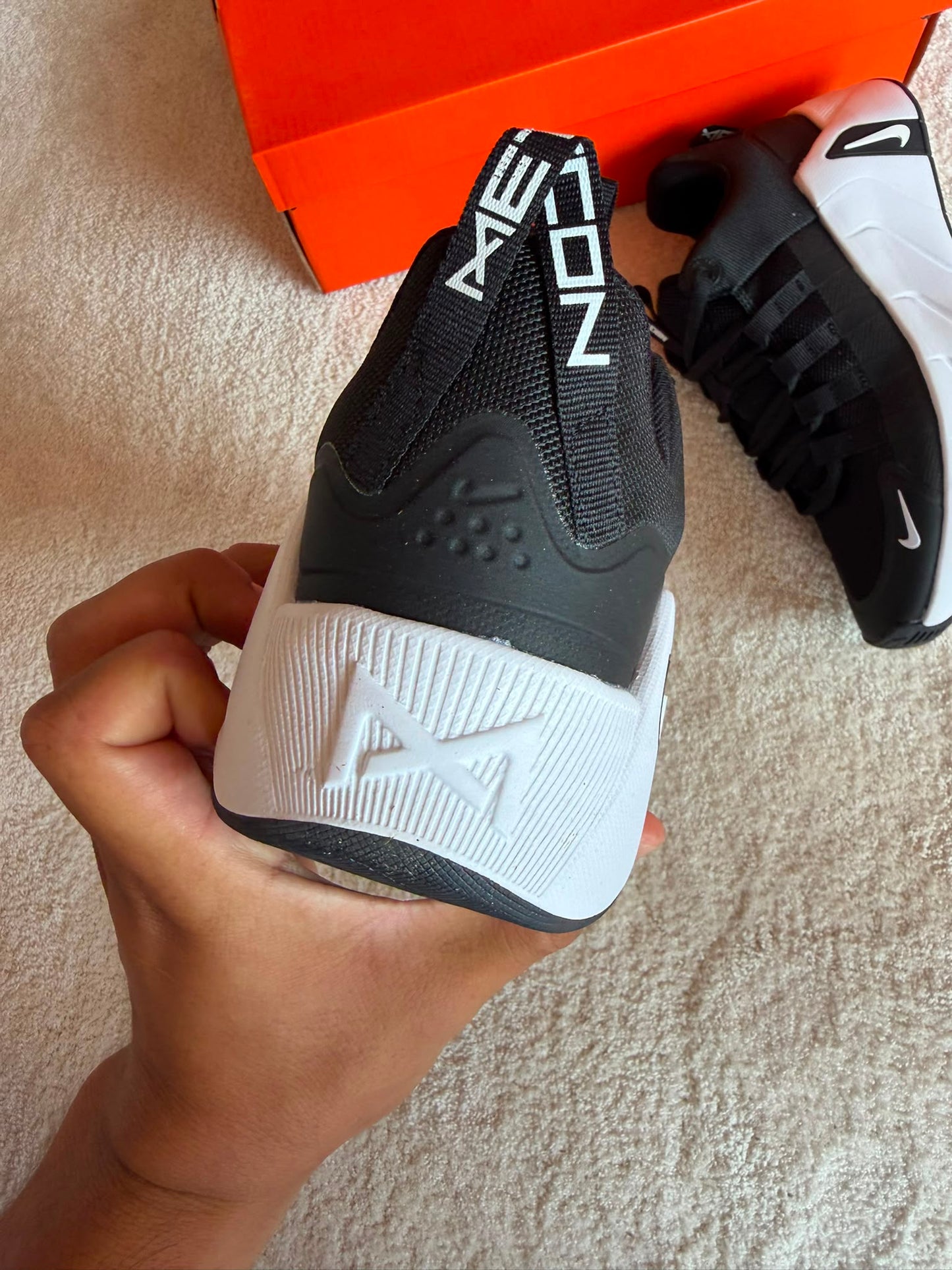 Nike Free Metcon 7 negro logo blanco