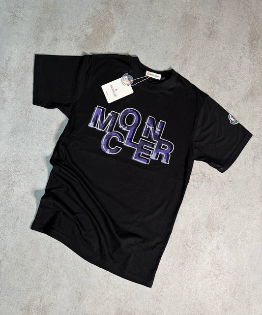 Camiseta Moncler negro logo morado y blanco