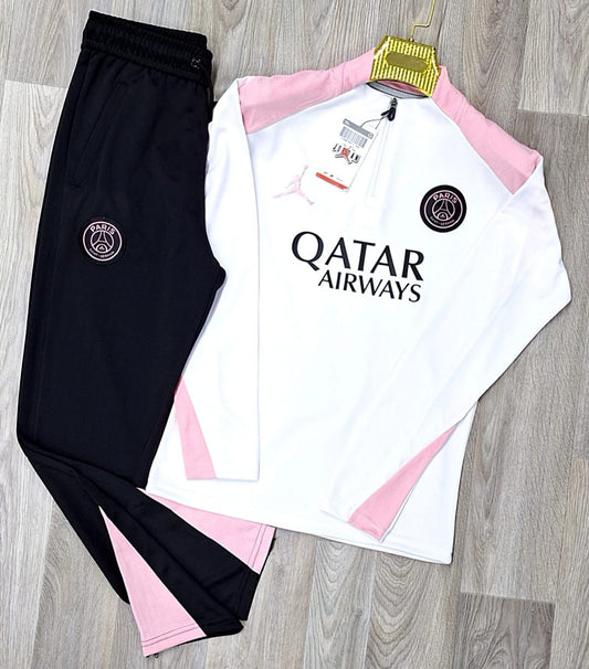 Chandal PSG blanco detalles rosas pantalon negro
