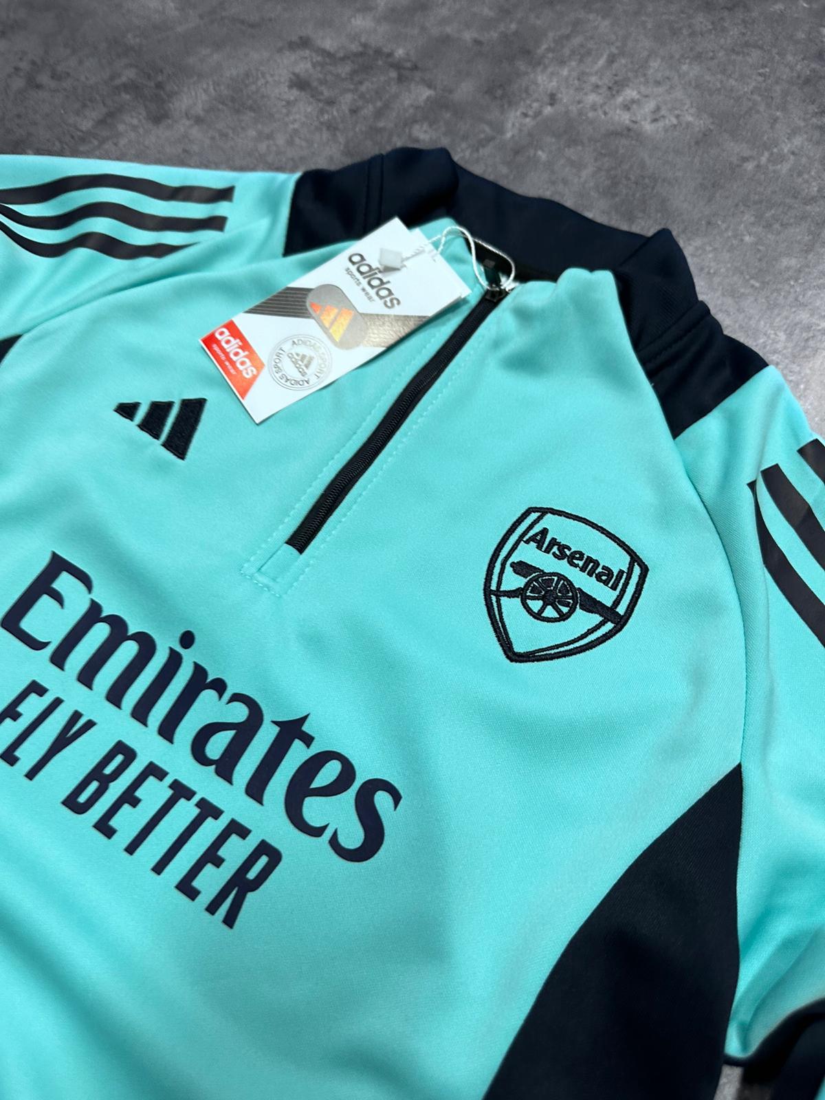 Chandal arsenal azul y negro