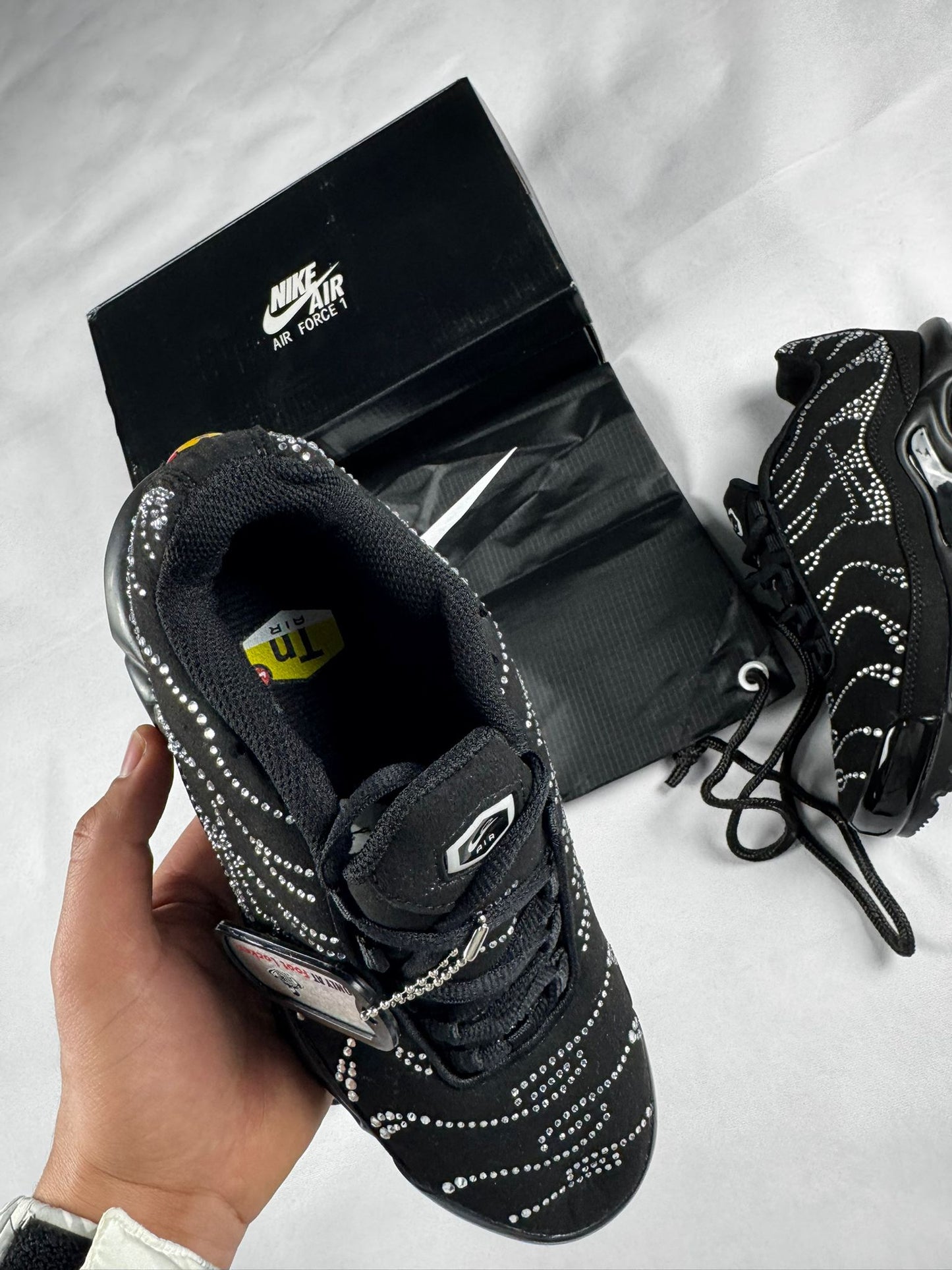 Nike tn negras diamantes