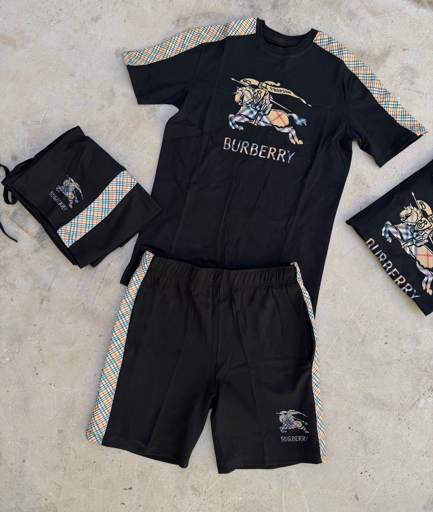 Conjunto corto burberry negro logo tricolor