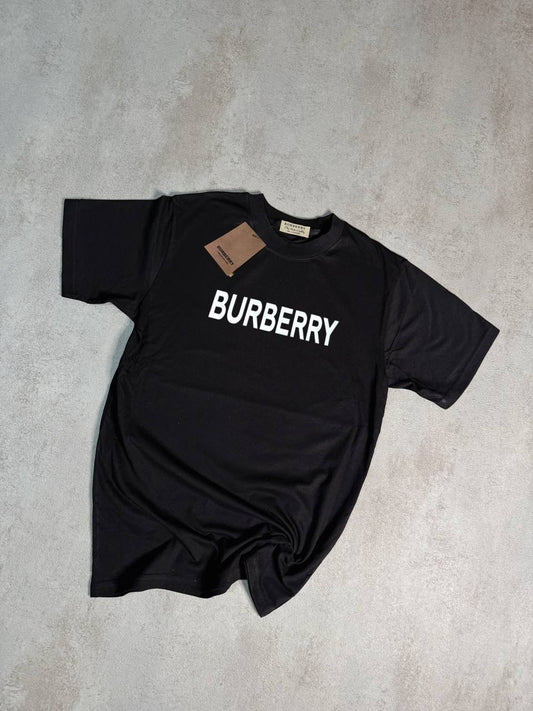 Camiseta Burberry negro logo blanco