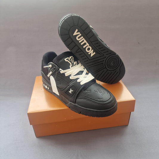 Louis vuitton trainer negras