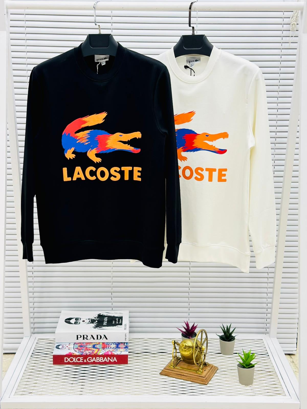 Sudadera Lacoste negra logo tricolor