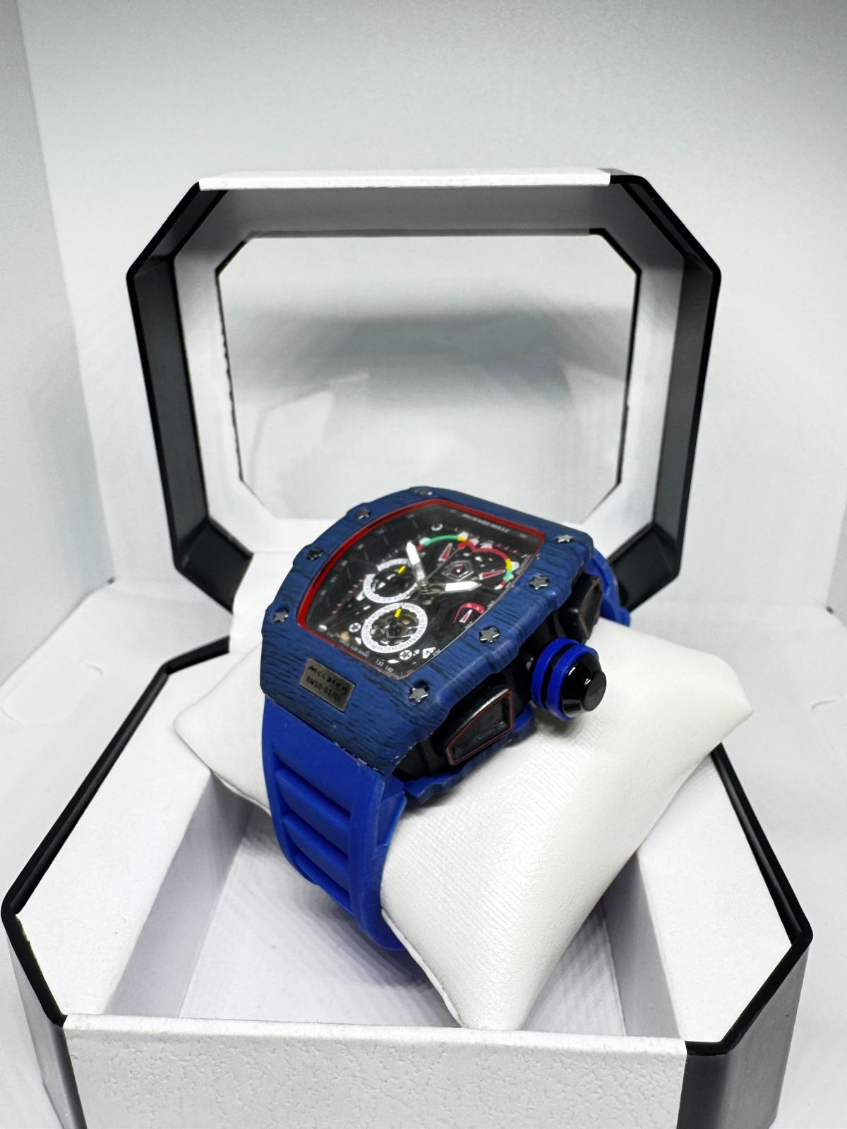 RELOJ RICHARD MILLE NEGRO Y AZUL DETALLES BLANCOS