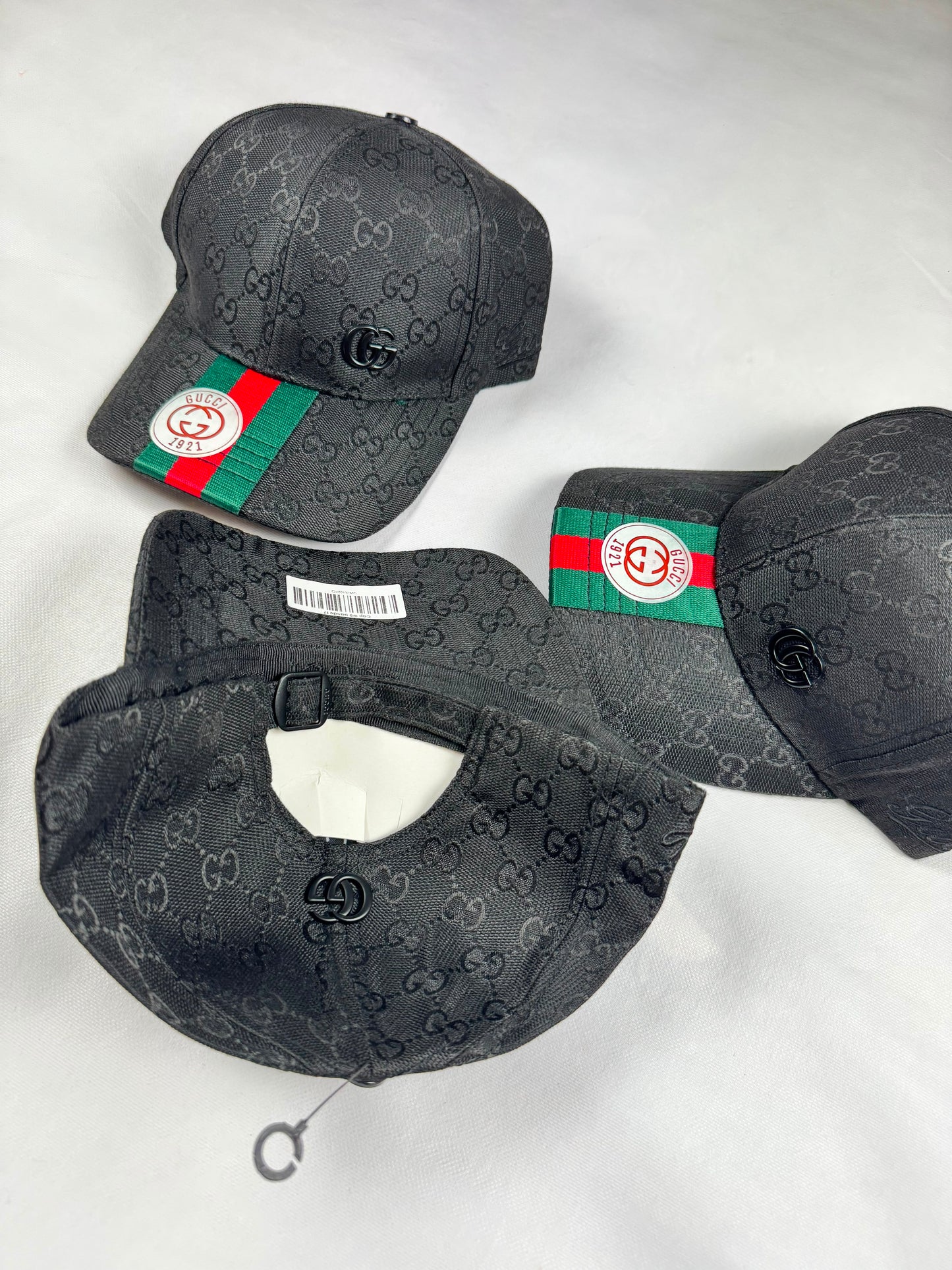 Gorra gucci negra detalles rojos y verdes