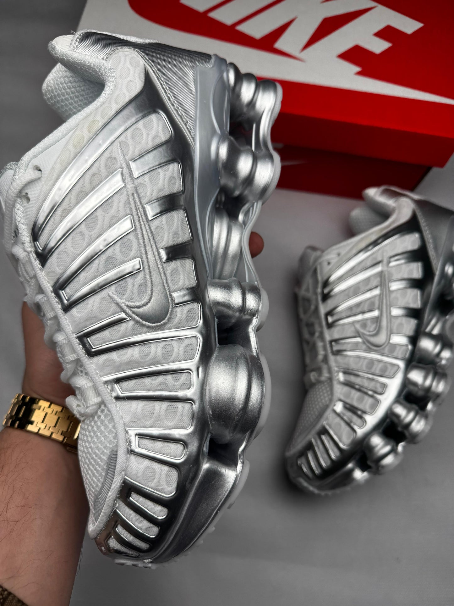 Shox grises