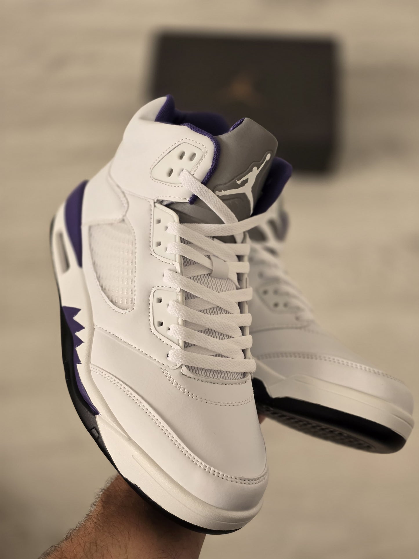 Jordan 5 blanca Lila