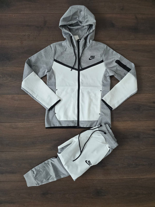 Chandals nike tech gris