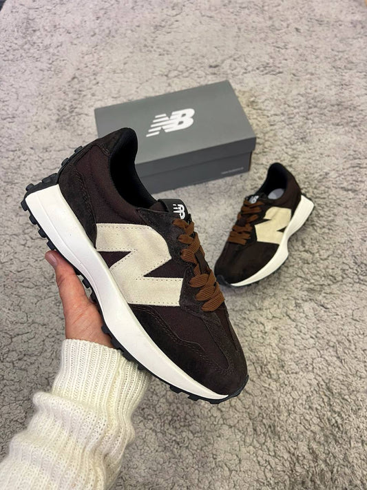 NEW BALANCE 327 marron logo crema
