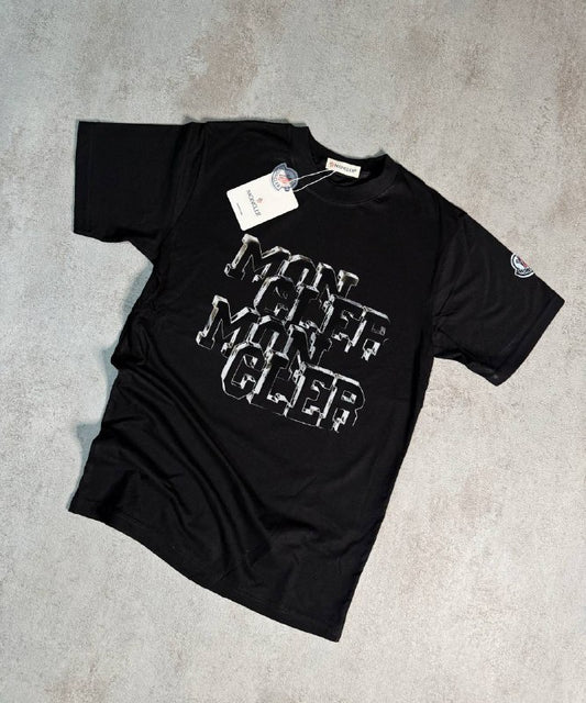 Camiseta Moncler negro logos grandes contorno blanco