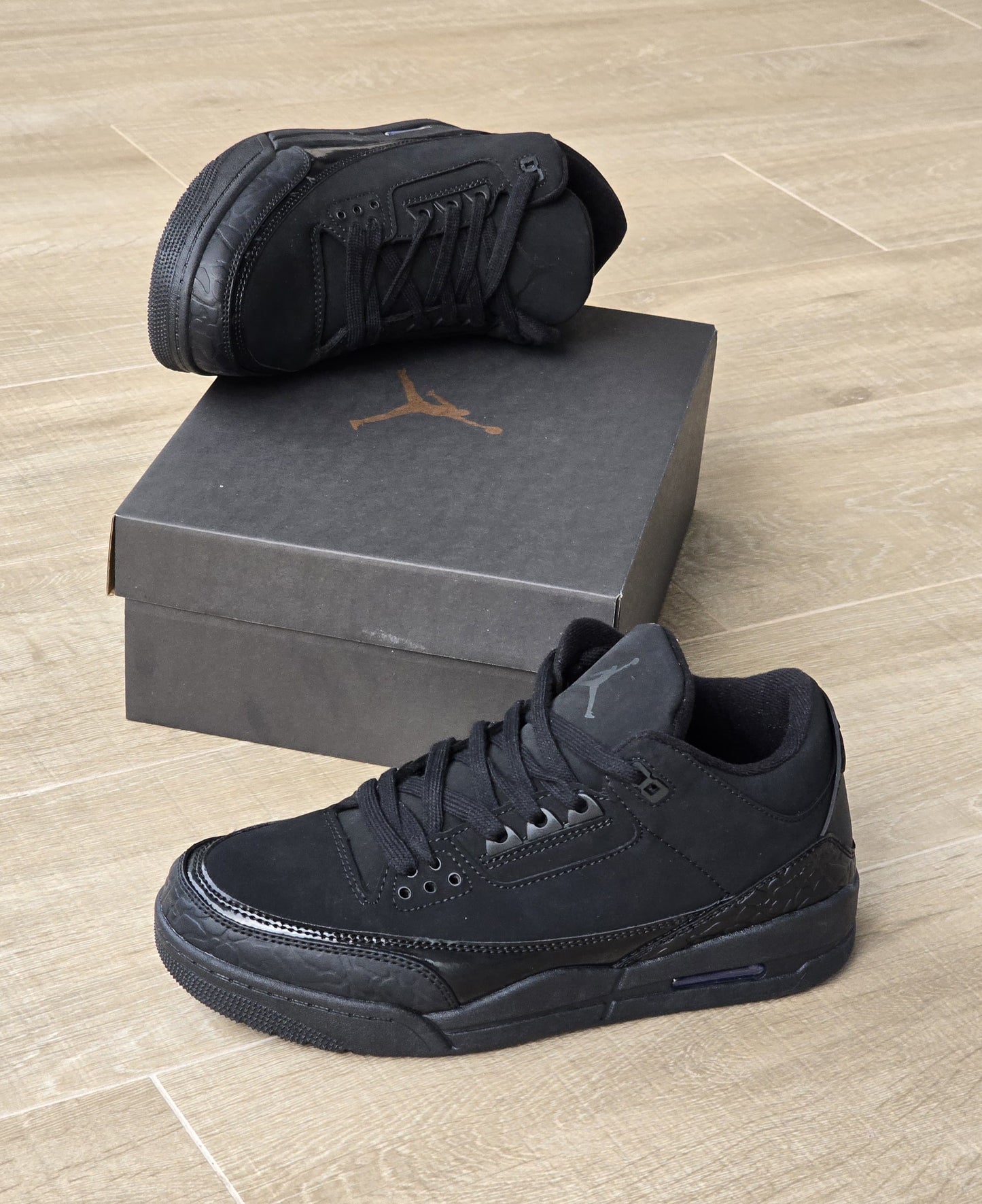 JORDAN 3 NEGRA