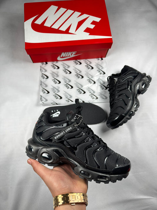 Nike tn negras