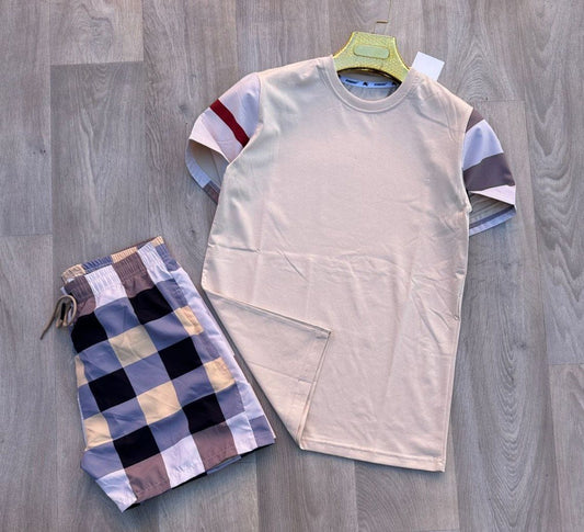 Conjunto burberry beige detalles rojos