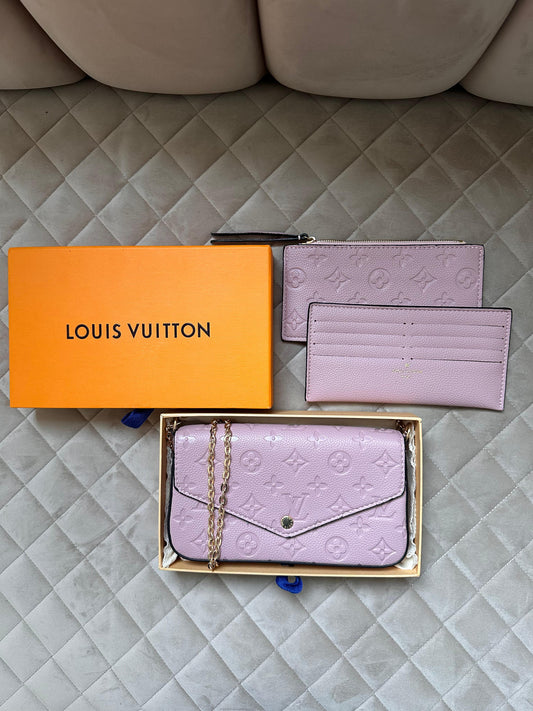 Bolso LV rosa logo dorado Pochette Félicie