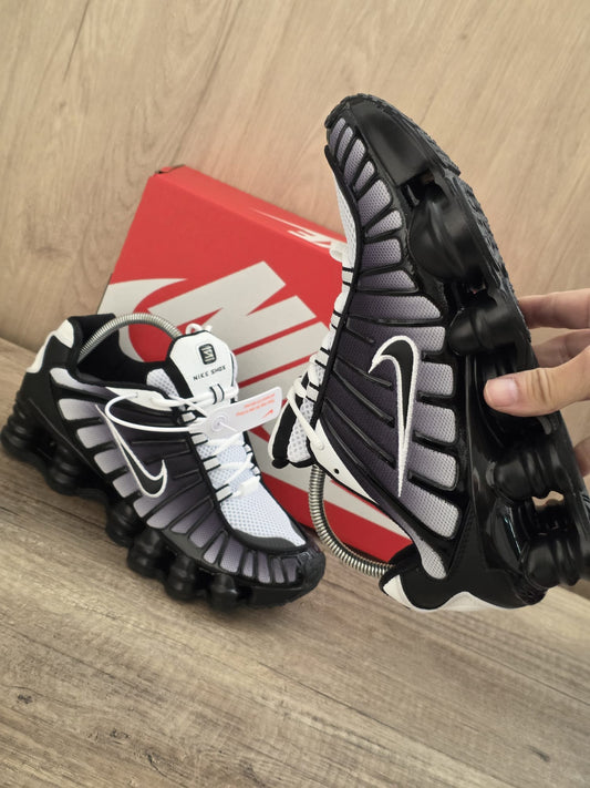 Shox negra blanca gris