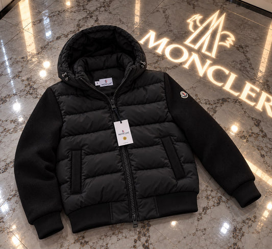 CHAQUETA Moncler negra