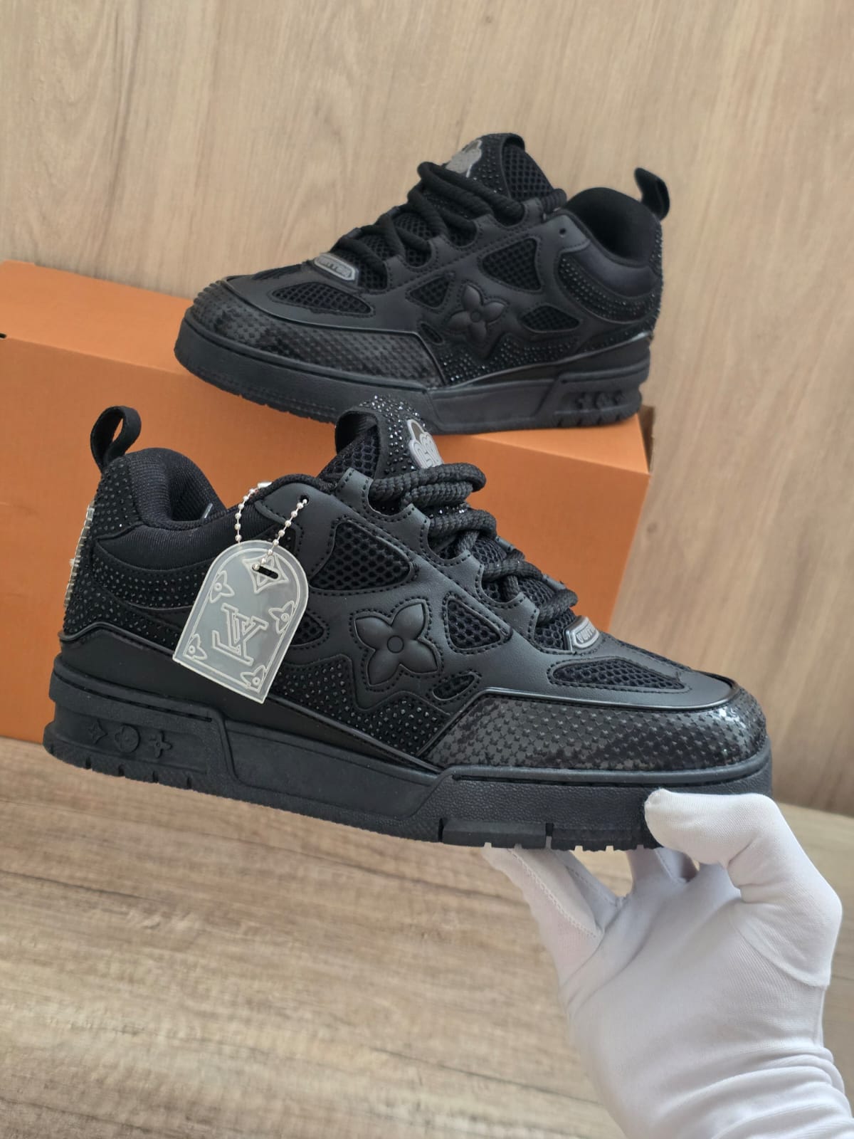 Lv skate negra
