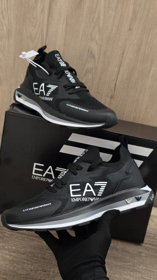 Emporio armani negra suela blanca