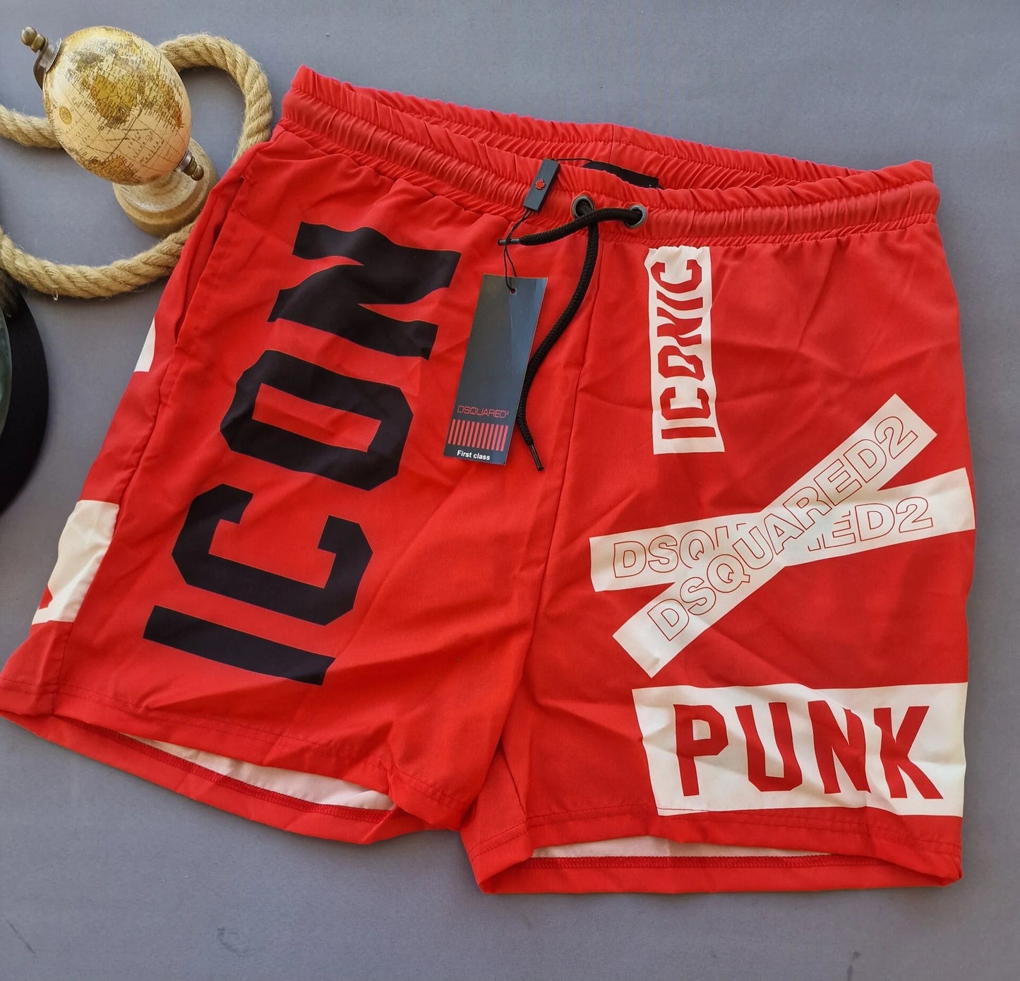 Bañador ICON rojo logo blanco y negro