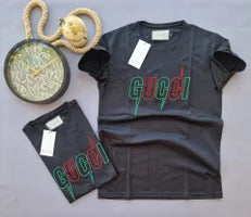 Camiseta gucci negra logo bicolor