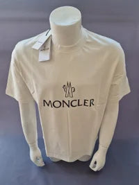 Camiseta Moncler oversize blanca logo negro