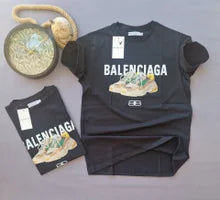 Camiseta balenciaga negra logo blanco