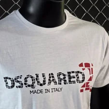 Camiseta DSQUARED2 blanco logo negro detalles rojos