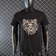 Camiseta Kenzo negro logo dorado