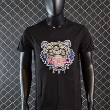 Camiseta Kenzo negro logo rosa y beige