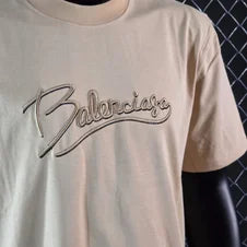 Camiseta balenciaga beige