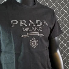 Camiseta prada negro