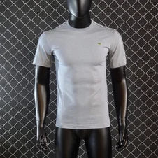 Camiseta lacoste gris logo verde detalles blancos