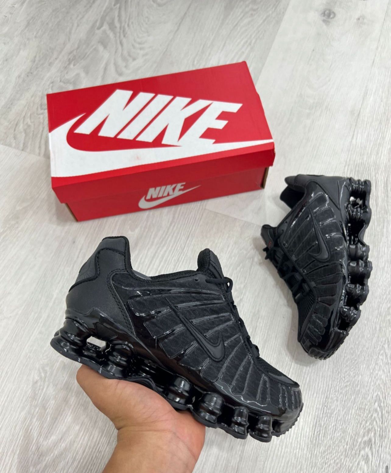 Shox Negra