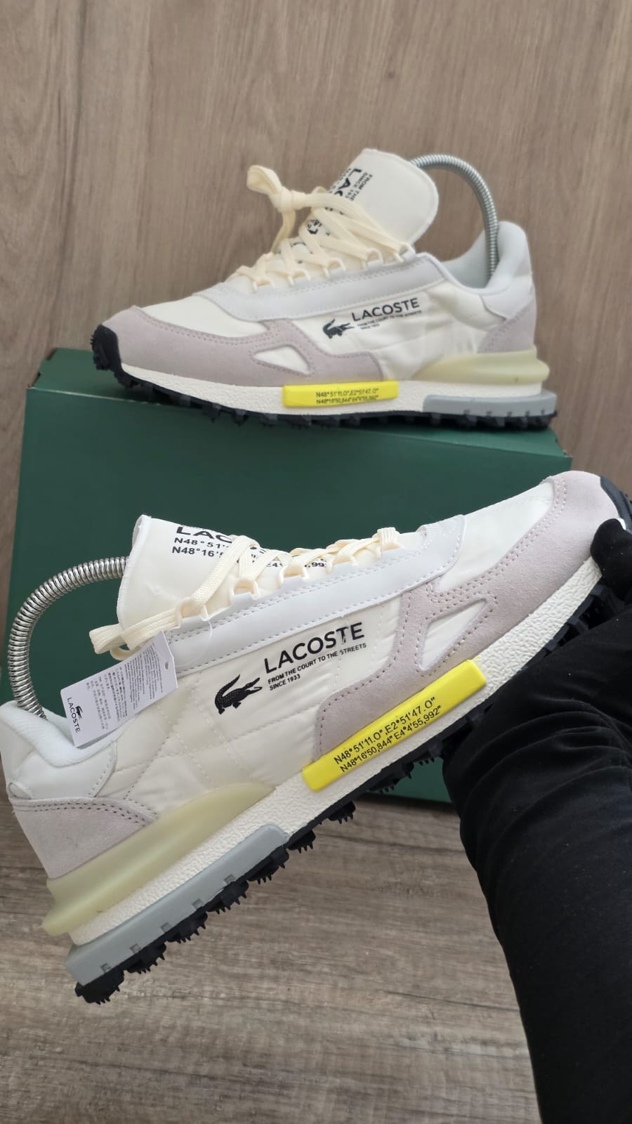 Lacoste blanca amarilla
