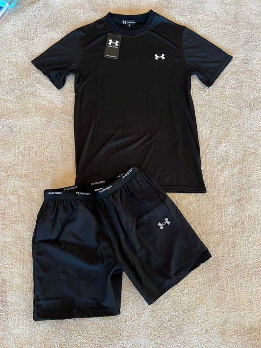 Conjunto corto under armour negro logo blanco