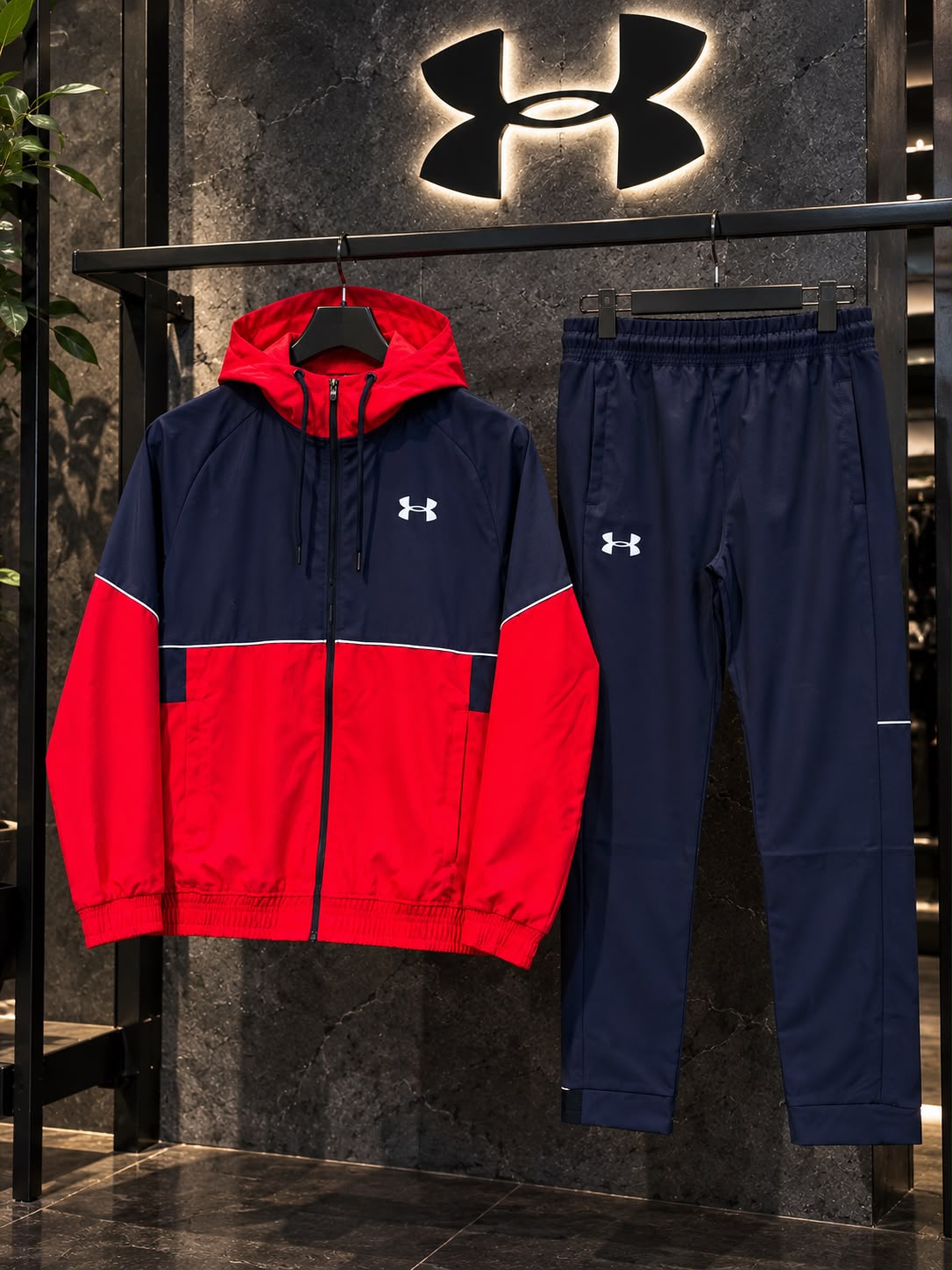 Chandal Under Armour azul y rojo