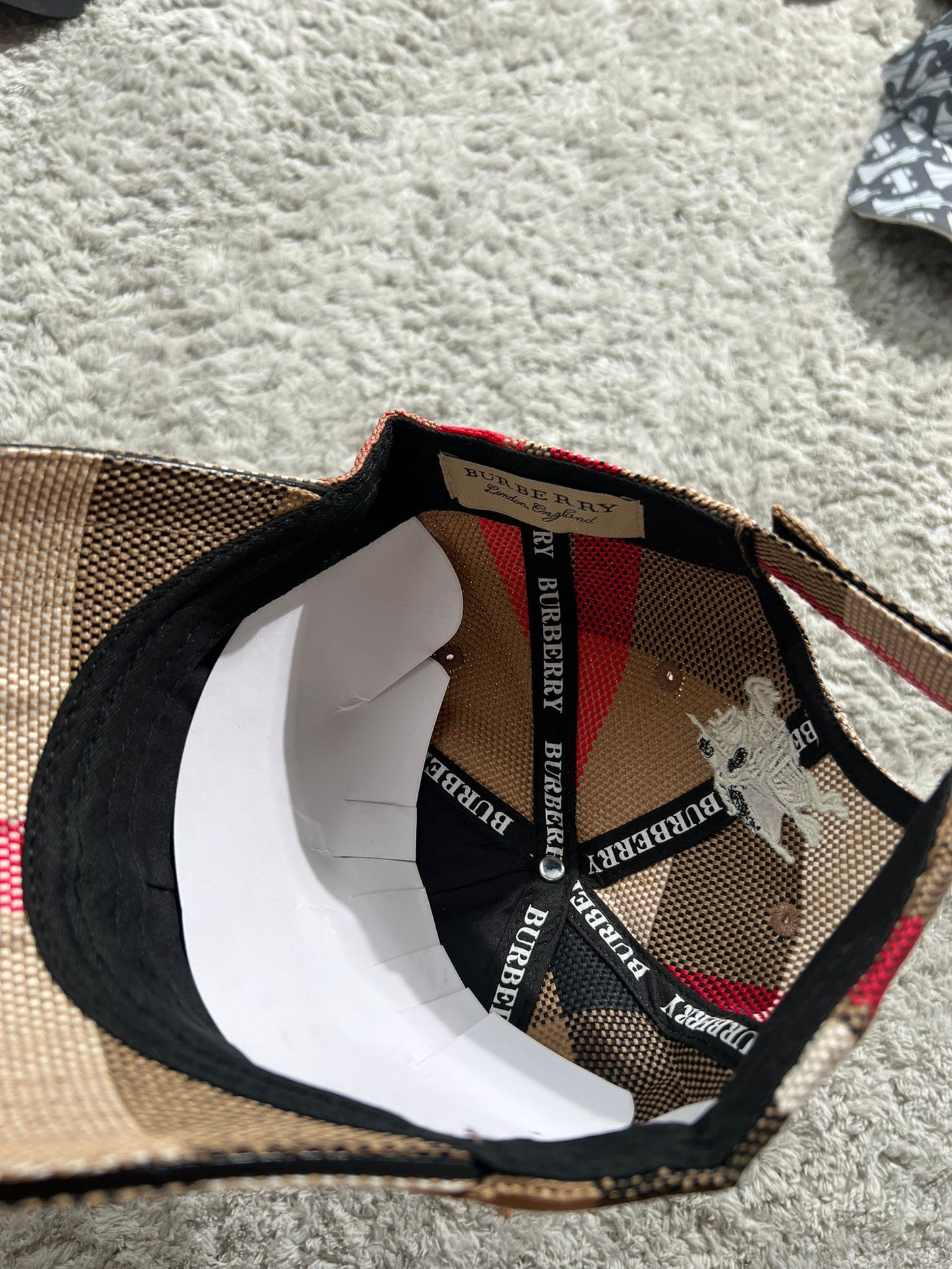 Gorra Burberry G5 marron logo beige