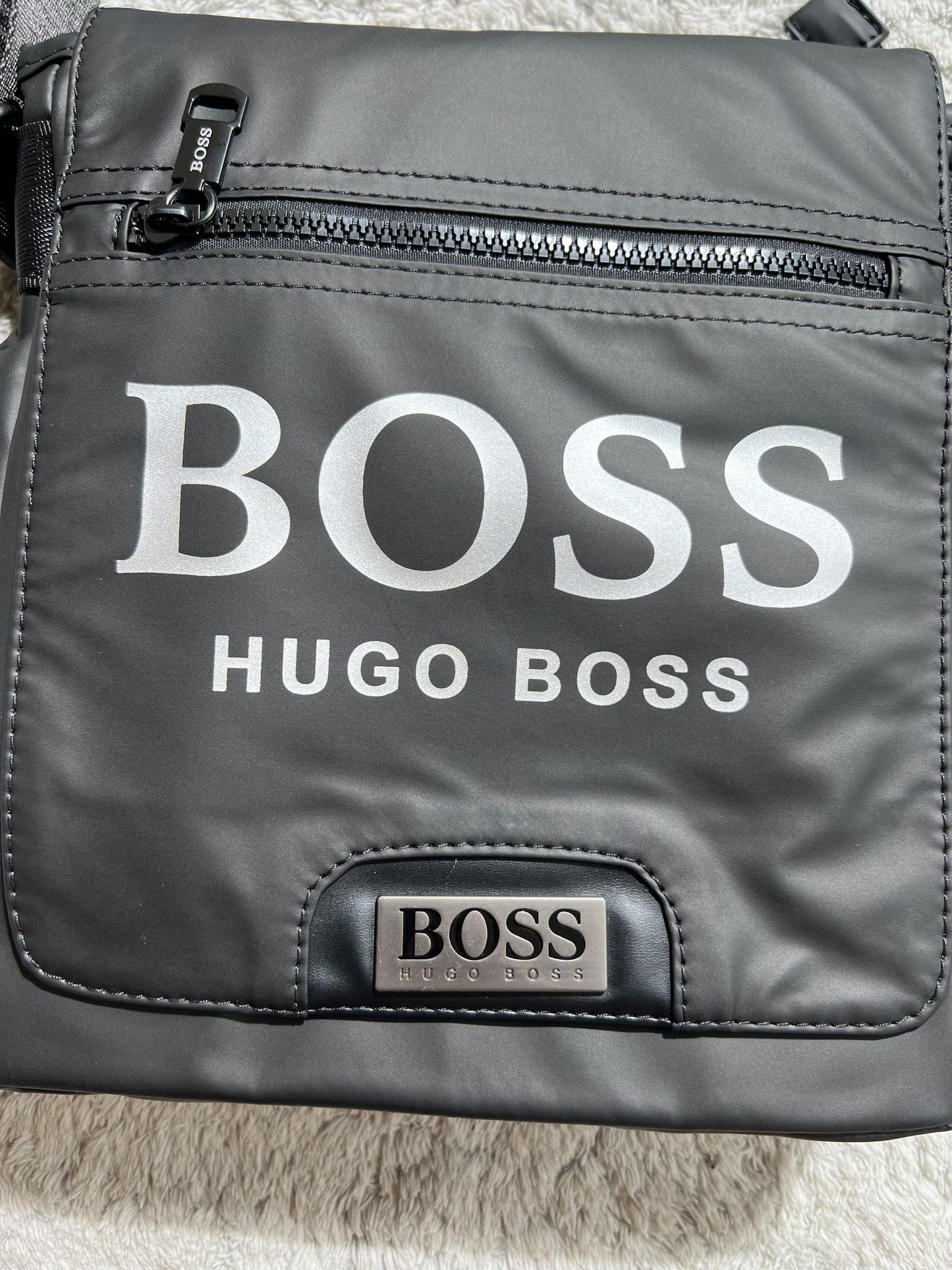 Bandolera hugo boss negra