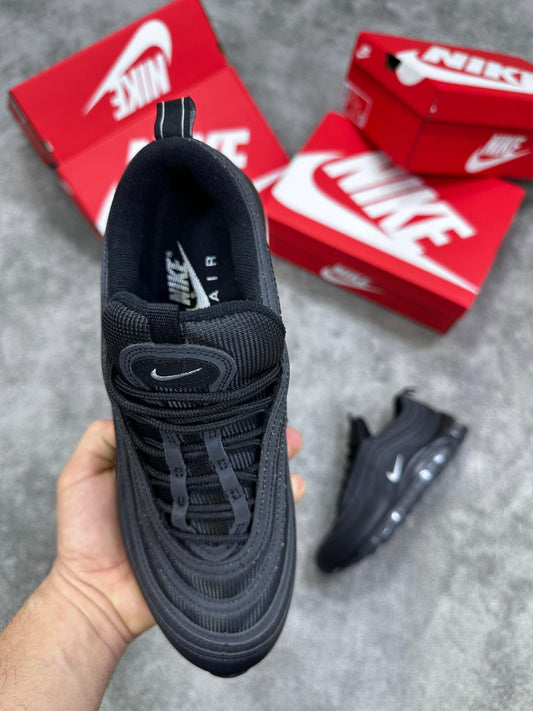 Air Max 97 negras logo blanco