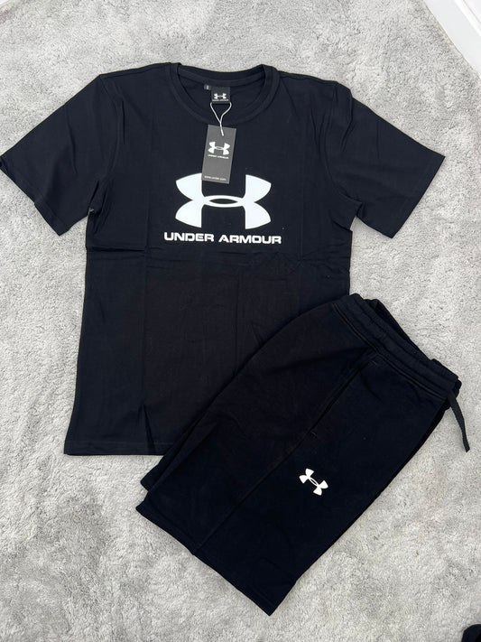 Conjunto Under Armour negra logo blanco